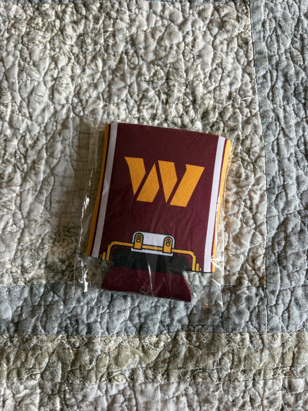 nfl washinton commanders Beverage Sleeve